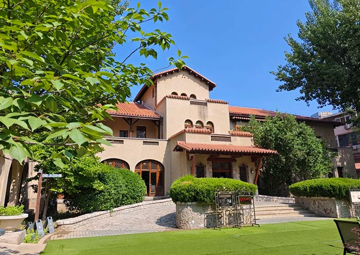 117 Garden Villa Hotel